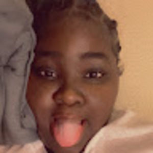 Meet your Posher, Neshia